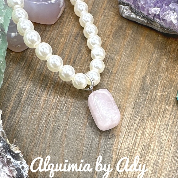 Pink quartz Simple string Faux pearl choker necklace Stretchy necklace - Picture 1 of 4
